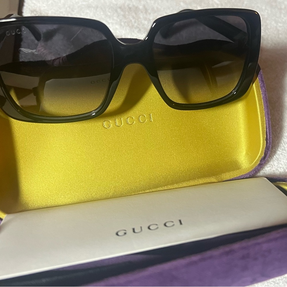 Gucci Black Gradient Square Sunglasses